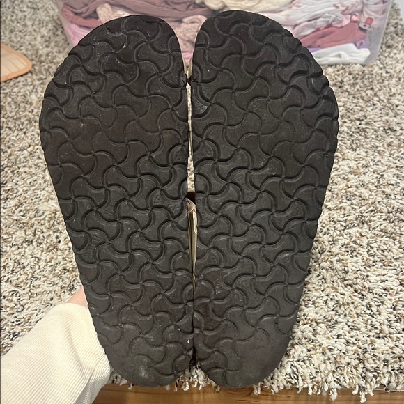 Birkenstock Tan Cross-Strap Sandals - Picture 4 of 4